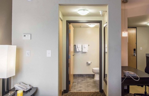 Winnipeg Hotel | Mainstay Suites Winnipeg