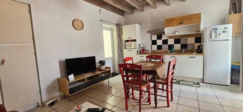 Saint-Christophe-du-Ligneron Apartamento | Maison de Ville