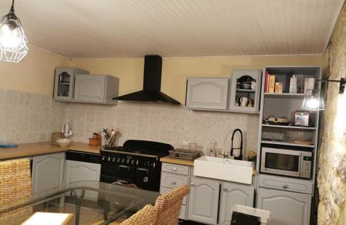 Saint-Saturnin Casa | Maison traditionnelle en Lozère
