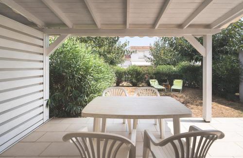 Prunete Casa | Maison à Cervione Prunete jardin piscine accès direct plage