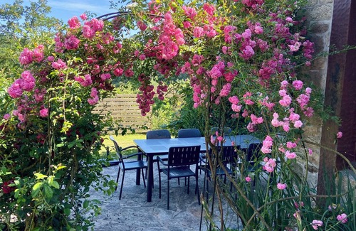 La Chapelle-Neuve Casa | Maison à la Campagne Avec Piscine - Camélias
