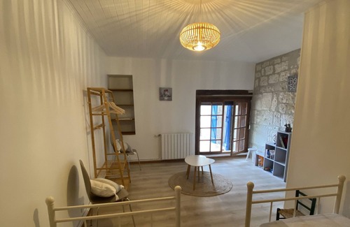 Anthe Casa | Maison à la Campagne Situé Proche du Quercy ,jardin et Piscine Privés