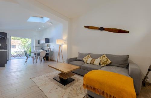 Cognac Casa | Maison Élégante avec Jardin I Centre de Cognac
