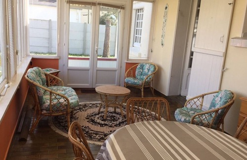 Denneville Casa | Maison 30m de la Plage 4 Ch - 10 Pers - vue mer Depuis L'étage - Chiens Acceptés