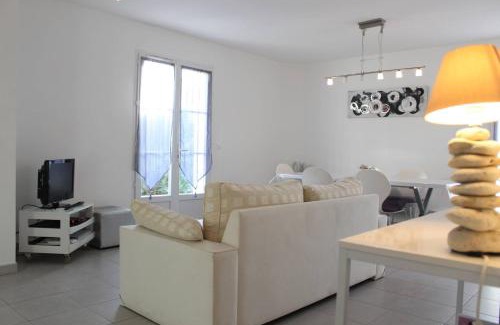 Saint-Georges-d'Oleron Villa | Maison 4 pièces 6 couchages Saint Georges d'Oléron SGO000-094