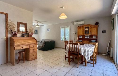 Saint-Georges-d'Oleron Casa | Maison 6 couchages à Oléron - Proche mer, jardin clos, WiFi, animaux admis, ménage inclus - FR-1-246A-299