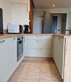 Calvisson Apartamento | Maison, 8 places, 3 chambres, clim, piscine, tennis