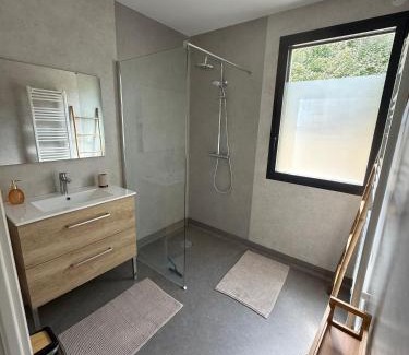 Bressolles Casa | Maison agréable proche moulins