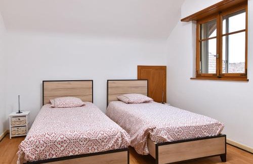 Oberentzen Casa | Maison Alsacienne Confortable près de Colmar - Jardin, Parking, Équipements Bébé - FR-1-744-40