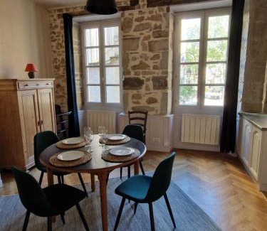 Figeac Casa | Maison Ambre