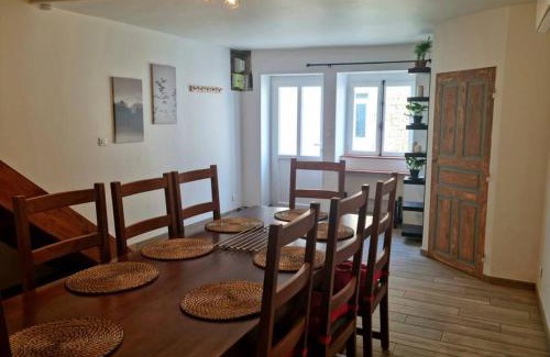 Menetru-le-Vignoble Casa | Maison au cœur du Revermont