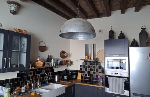 Segre Casa | Maison au Calme Dans le Centre Ville au Bords de L'eau, Barque Disponible