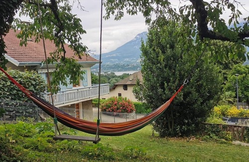 Le Bourget-du-Lac Casa | Maison au Calme en Centre Ville, à 13 min à Pied du lac 2min en Voiture