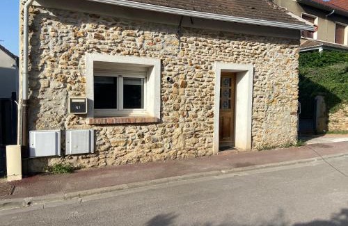 Orgeval Casa | Maison au calme a l'orée du bois. Accès A13-A14