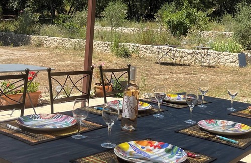 Grambois Casa | Maison au Calme au Pied du Luberon Sud Avec Piscine Animaux Acceptés