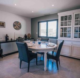 Sabran Casa | Maison au coeur des vignes
