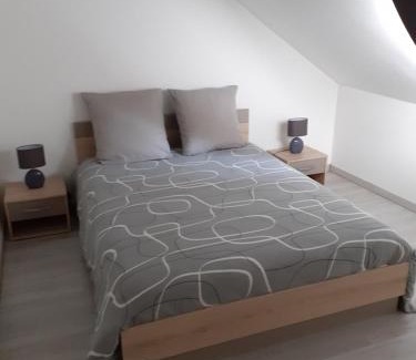 Courtenay Apartamento | Maison au pays D' Aristide Bruand - Rose-Marie-Courtenay