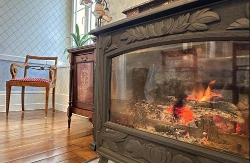 Lurcy-Levis Casa | Maison authentique avec grand jardin et confort moderne à Lurcy-Lévis - FR-1-489-556