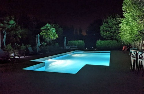 La Chapelle la Reine Casa | Maison Avec Grand Jardin, Piscine et Jacuzzi