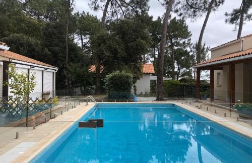Saint-Trojan-les-Bains Casa | Maison avec piscine pres de l'ocean
