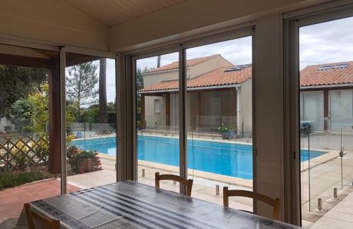 Saint-Trojan-les-Bains Casa | Maison avec piscine pres de l'ocean