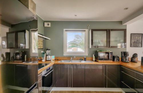Plobannalec-Lesconil Casa | Maison avec piscine pour 8 - 500m de la plage