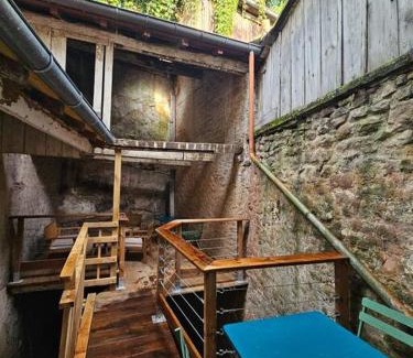 Epinal Apartamento | Maison avec garage et terrasse quartier historique