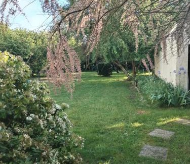Ferrieres Casa | Maison avec grand jardin arboré