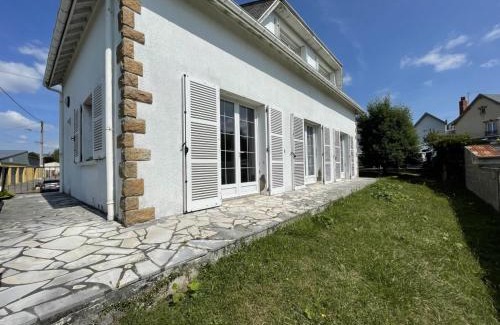 Donville-les-Bains Casa | Maison avec jardin près de la mer - FR-1-361-560