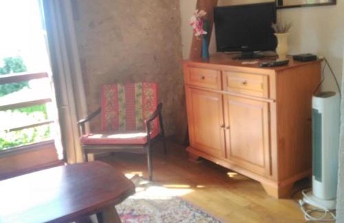 Beynac-et-Cazenac Apartamento | Maison avec jardin, WiFi, animaux acceptés, parking à Beynac - FR-1-616-39