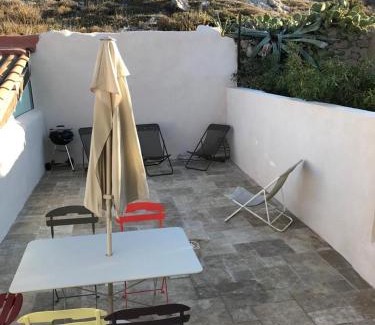 8th Arrondissement Casa | Maison avec magnifique vue mer - Les Goudes