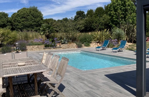 Chateaubriant Casa | Maison Avec Piscine et Jacuzzi, à 10min du Centre Ville à Pieds. Parking Privé