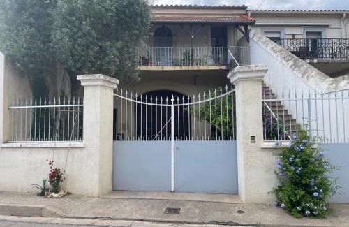 Adissan Casa | Maison avec superbe terrasse tropézienne