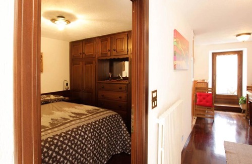 Allein Apartamento | Maison Baradis - grazioso e tranquillo trilocale con vista montagne
