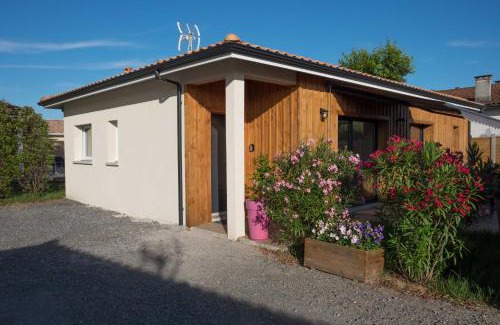 Ares Casa | Maison Bassin d'Arcachon - Arès - Proche plage et commerces, 3 chambres, 8 personnes, Climatisation