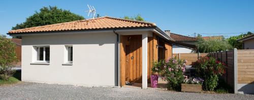 Ares Casa | Maison Bassin d'Arcachon - Arès - Proche plage et commerces, 3 chambres, 8 personnes, Climatisation