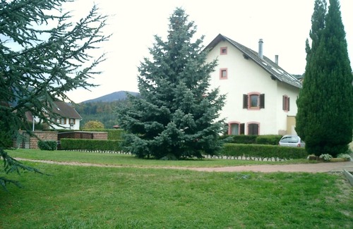 Obersteigen Apartamento | Maison Belle-Vue (1 st) in a village at the foot of the forest