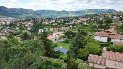 Millau Chalet De Esquí | Maison bois vue Causse Larzac et viaduc