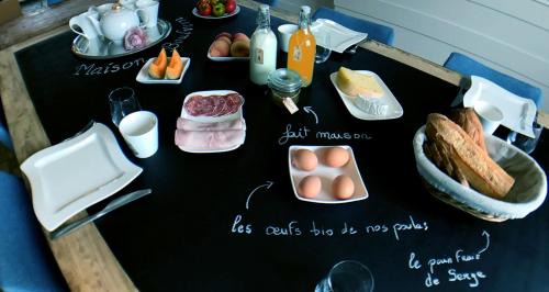 Plomodiern Cama Y Desayuno | Maison Boulvern
