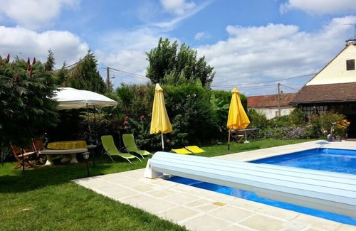 Saacy-sur-Marne Casa | Bonita casa 'Briarde', 9 camas, piscina climatizada, jardín privado 1000m2