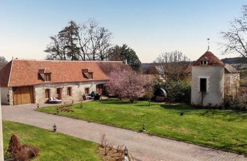 Les Houches Casa | Maison confortable à Saint-Georges-sur-Baulche avec terrasse et jardin