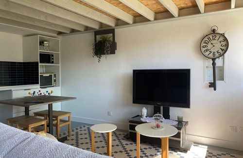 Saint-Morillon Casa | Maison Cabane - Gite D'ici et D'ailleurs 2-