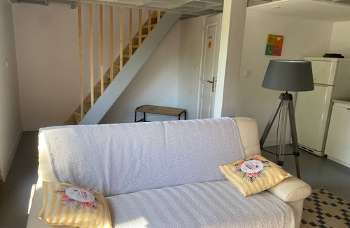 Saint-Morillon Casa | Maison Cabane - Gite D'ici et D'ailleurs 2-