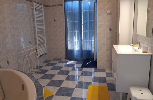 Lesparre-Medoc Casa | Maison Calme Aucun Voisinage, 20mn Plages