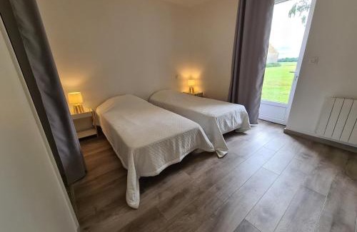 Montierchaume Casa | Maison calme avec jardin et terrasse, proche Châteauroux, 3 chambres, 3 salles de bain, parking inclus - FR-1-591-359