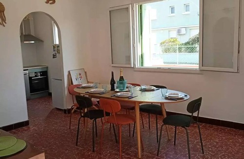 Canet-Plage Villa | 2 Schlafzimmer Caneto Haus, Klimaanlage, Parkplatz, WLAN in der Nähe des Strandes