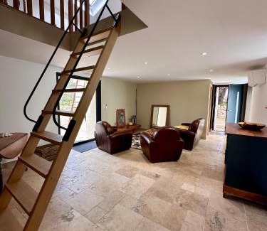 Sartene Casa | Maison cantonnière