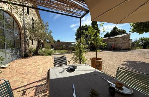 Bouquet Cama Y Desayuno | Maison Casamande & SPA - Luxe et sérénité dans un domaine d'amandiers