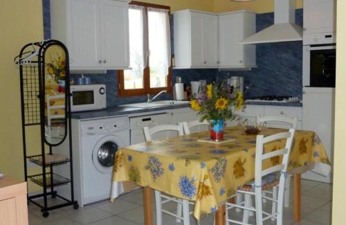 Saint-Meard-de-Drone Casa | Maison charmante avec terrasse, jardin clos et animaux acceptés - FR-1-616-90