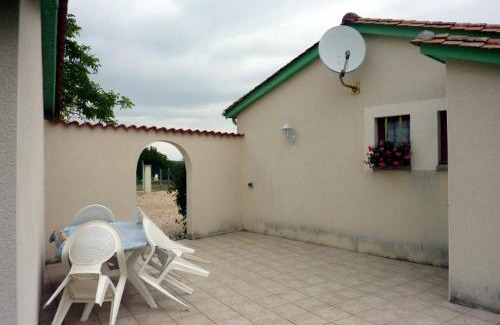 Saint-Meard-de-Drone Casa | Maison charmante avec terrasse, jardin clos et animaux acceptés - FR-1-616-90